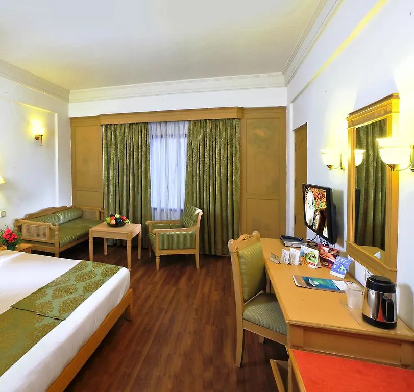 Abad Atrium Hotel Kochi