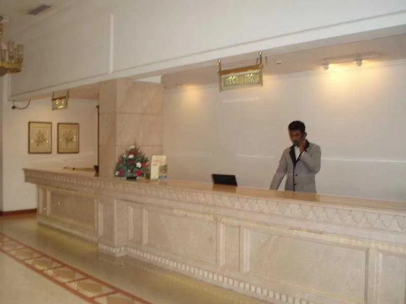 Abad Atrium Hotel Kochi 4*,  India