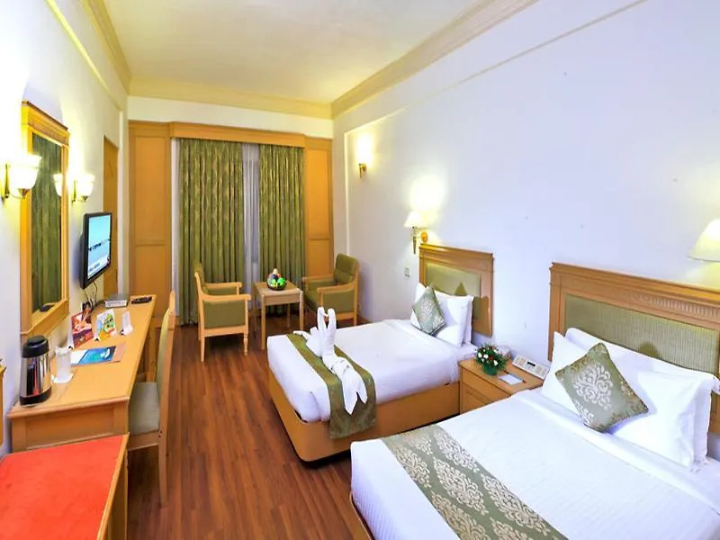 Abad Atrium Hotel Kochi